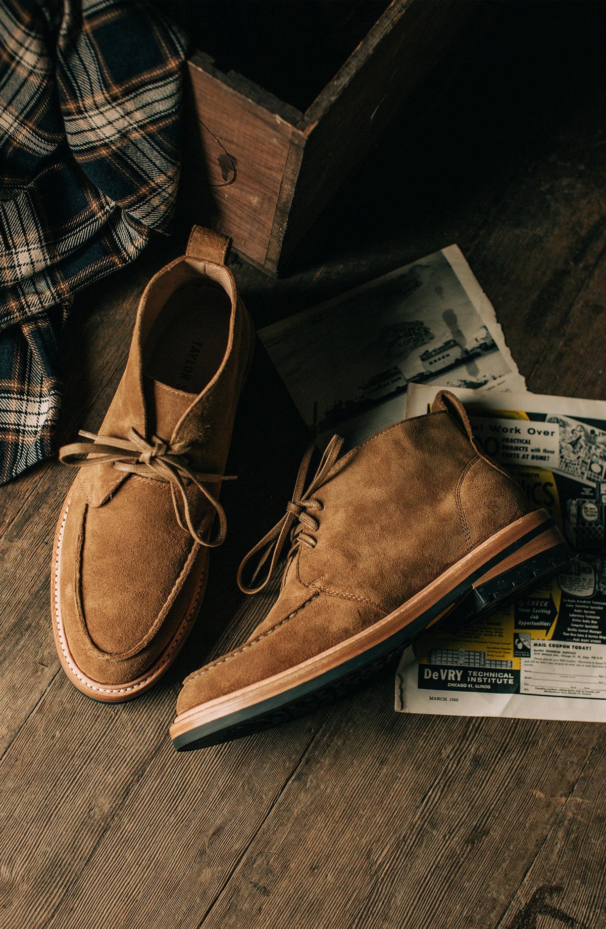 The Forester Chukka Waterproof Men's Boot in Mushroom Suede | Taylor Stitch