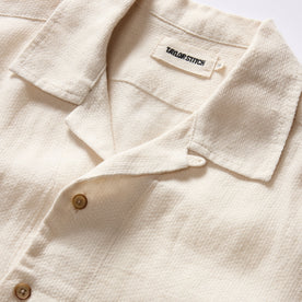 material shot of the collar on The Short Sleeve Davis Shirt in Natural Palm Embroidery, Wovens by Taylor Stitch